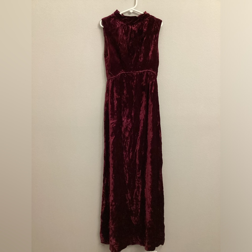 Gothic velvety maxi dress